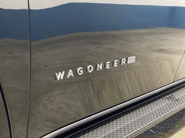 Used 2023 Jeep Wagoneer L Series III w/ Preferred Equipment Group image 43