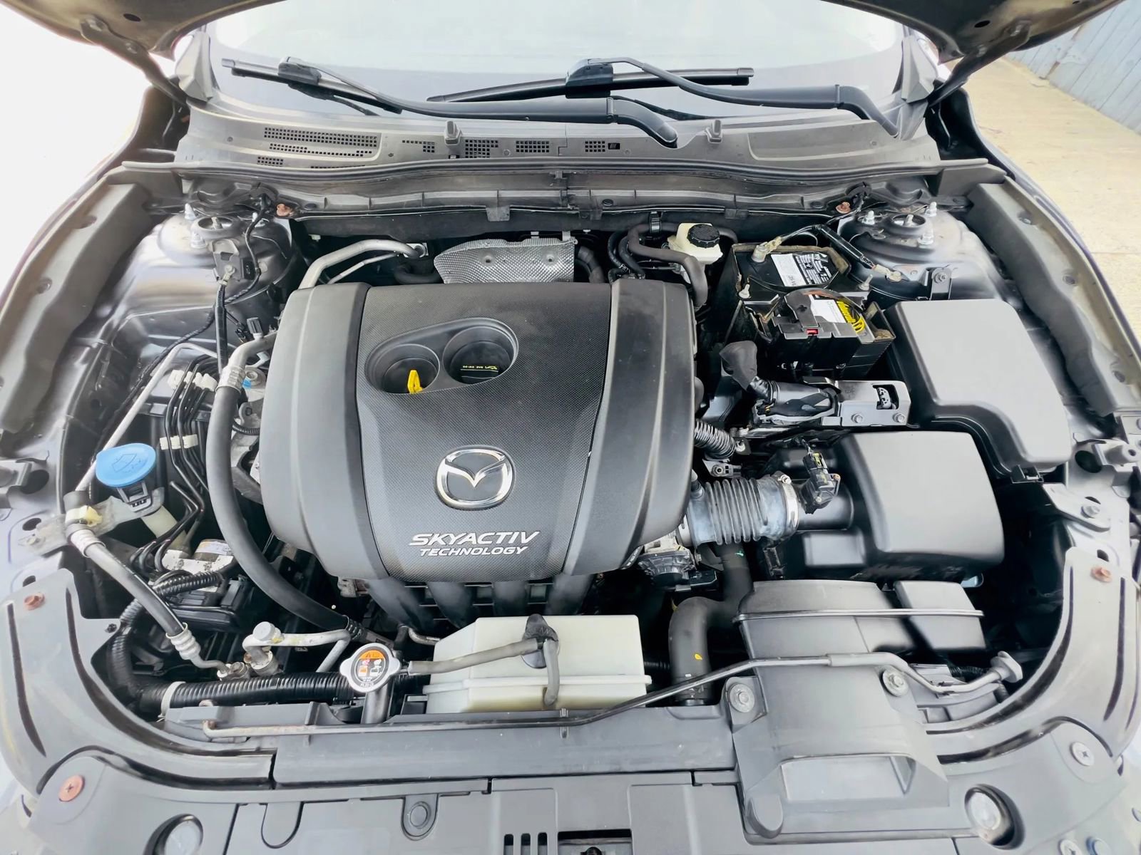 Used 2016 MAZDA MAZDA3 i Touring image 36