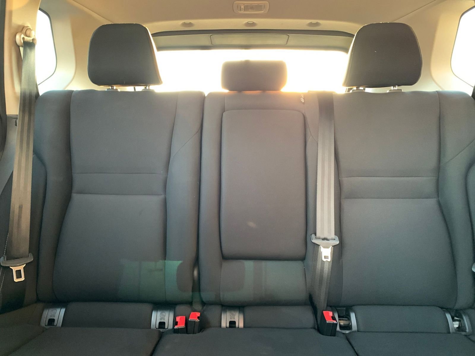 Used 2023 Nissan Rogue S image 37