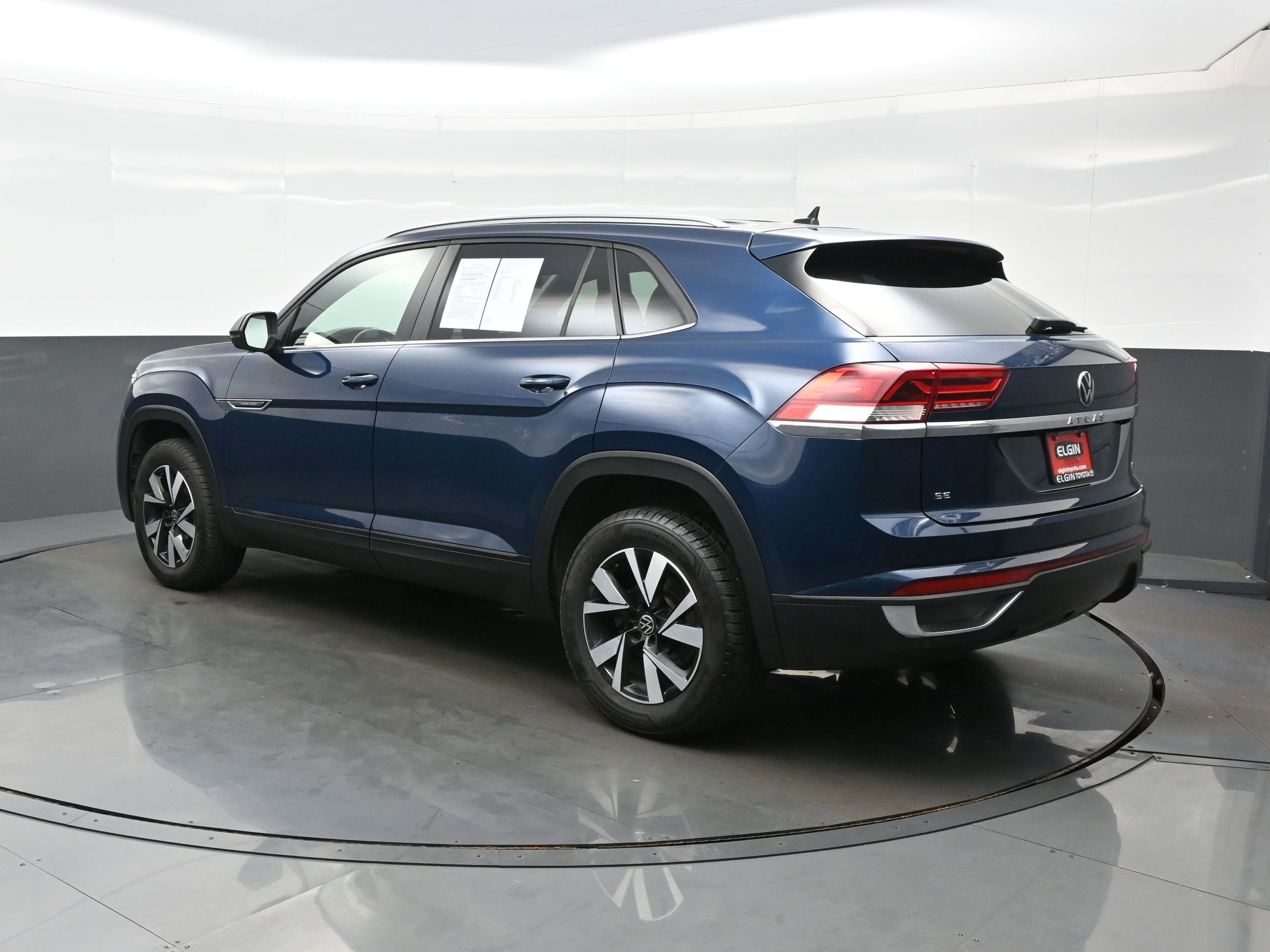 Used 2020 Volkswagen Atlas Cross Sport SE image 6
