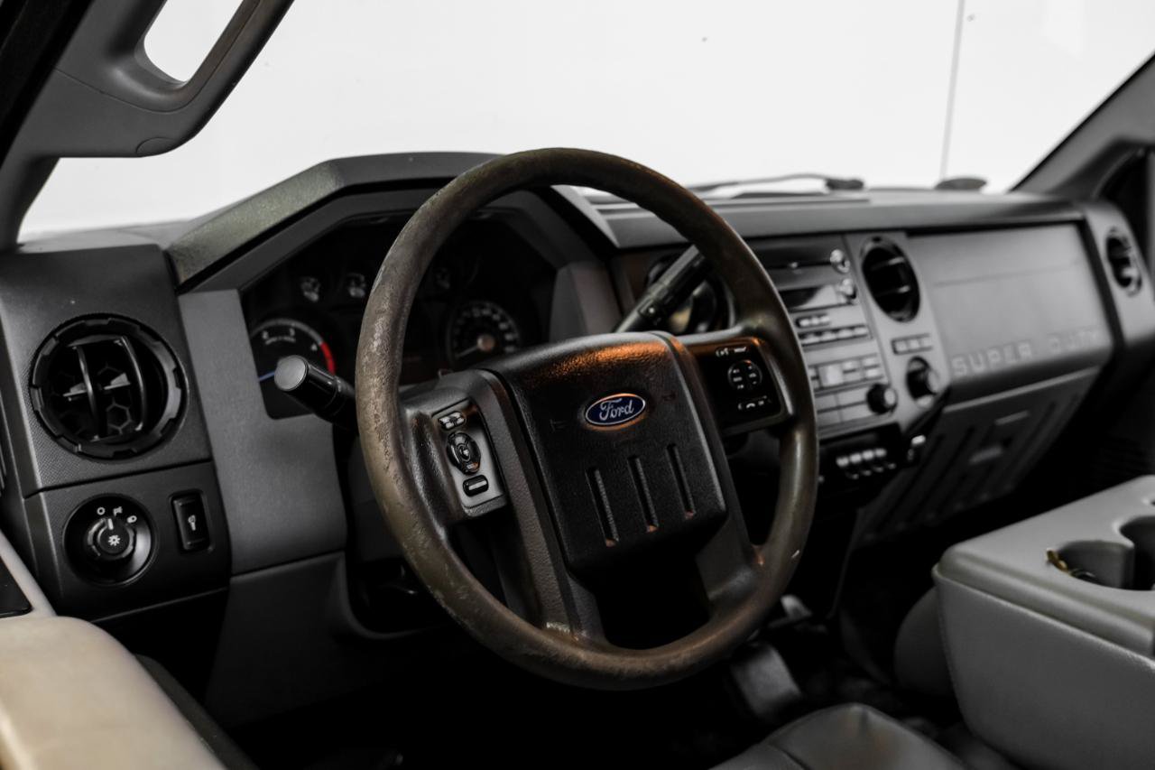 Used 2016 Ford F550 4x4 Crew Cab Super Duty image 13