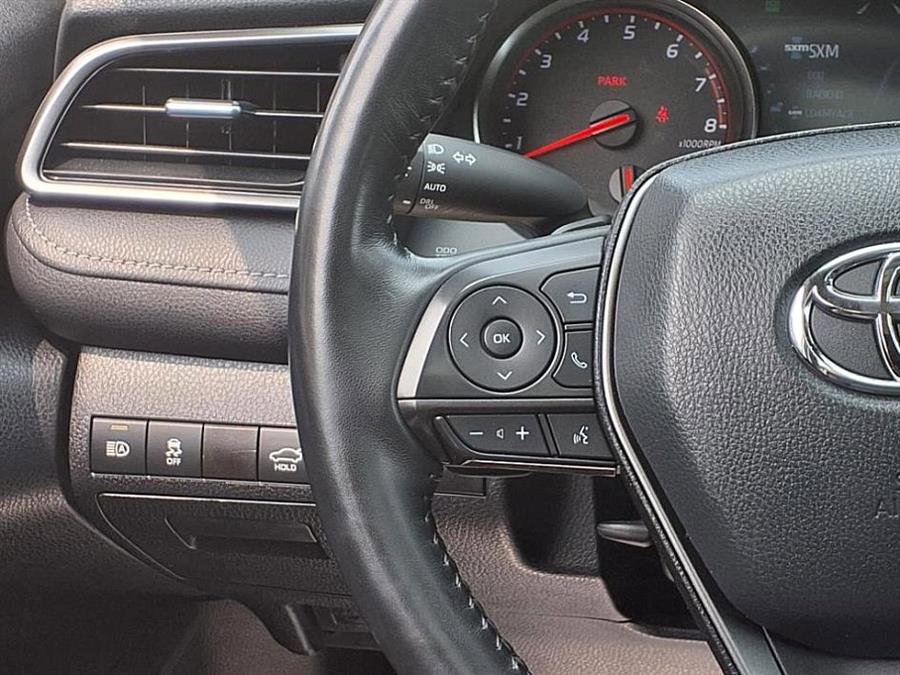 Used 2021 Toyota Camry XSE image 25