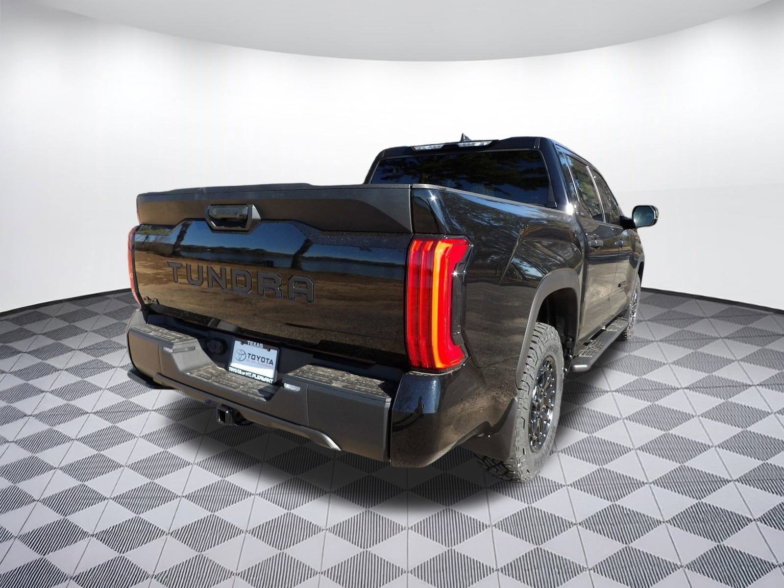 New 2025 Toyota Tundra SR5 image 9