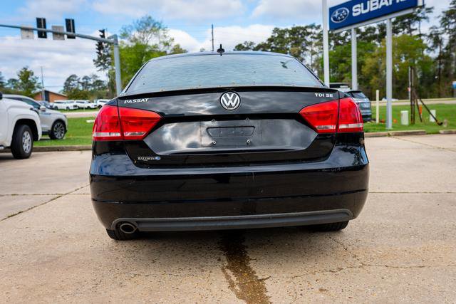 Used 2015 Volkswagen Passat TDI SE FWD image 6