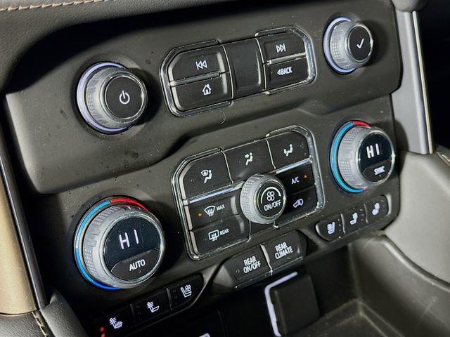 Used 2023 Chevrolet Suburban High Country w/ LPO, Illumination Package image 19