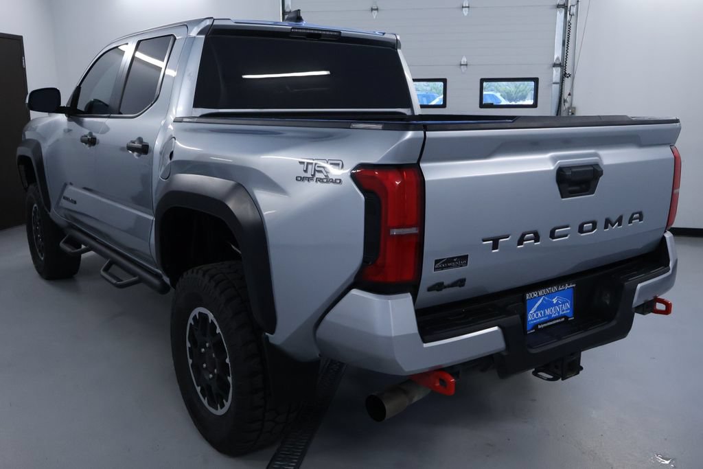 Used 2024 Toyota Tacoma TRD Off-Road AWD/4WD image 4