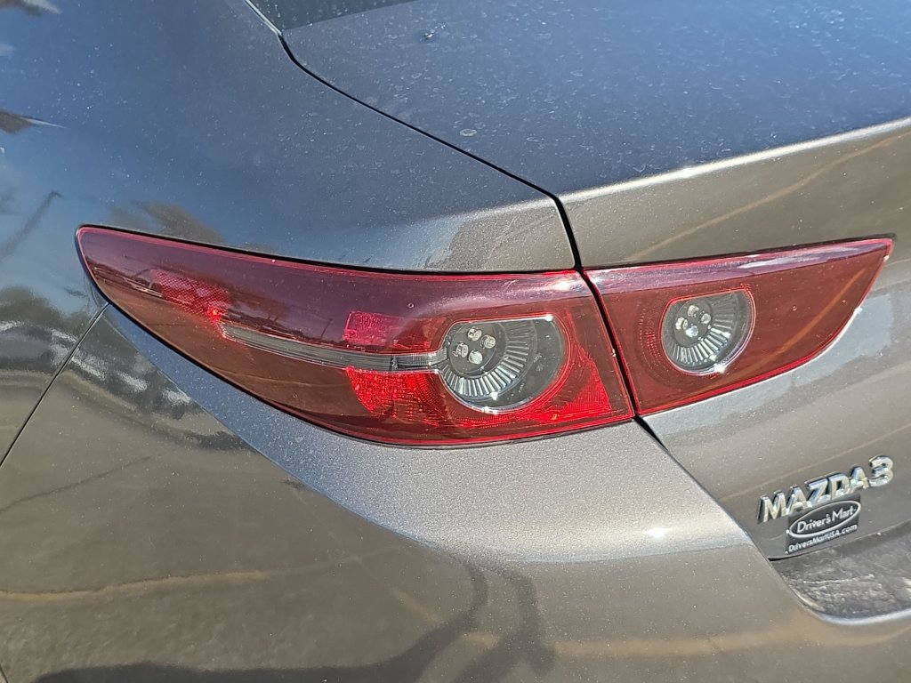 Used 2021 MAZDA MAZDA3 s FWD image 13
