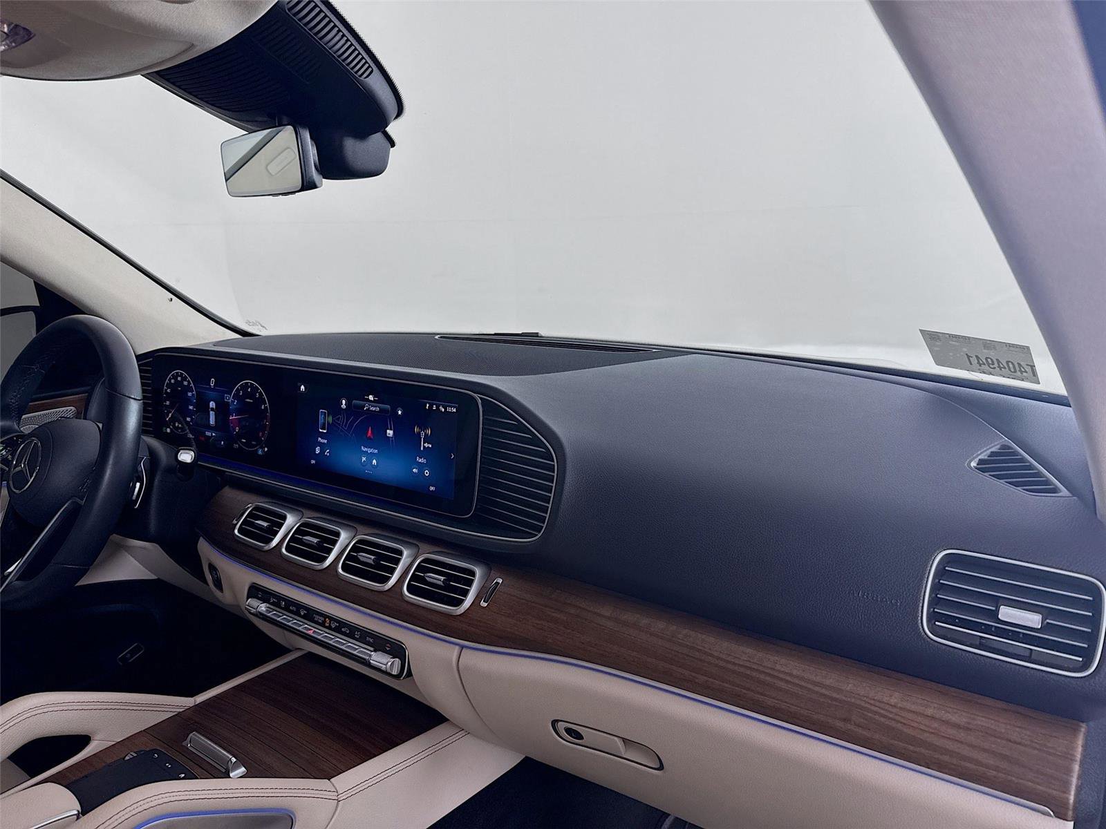 Used 2025 Mercedes-Benz GLE 350 4MATIC image 26