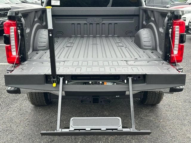 New 2026 Ford F350 Lariat w/ Lariat Ultimate Package AWD/4WD image 30