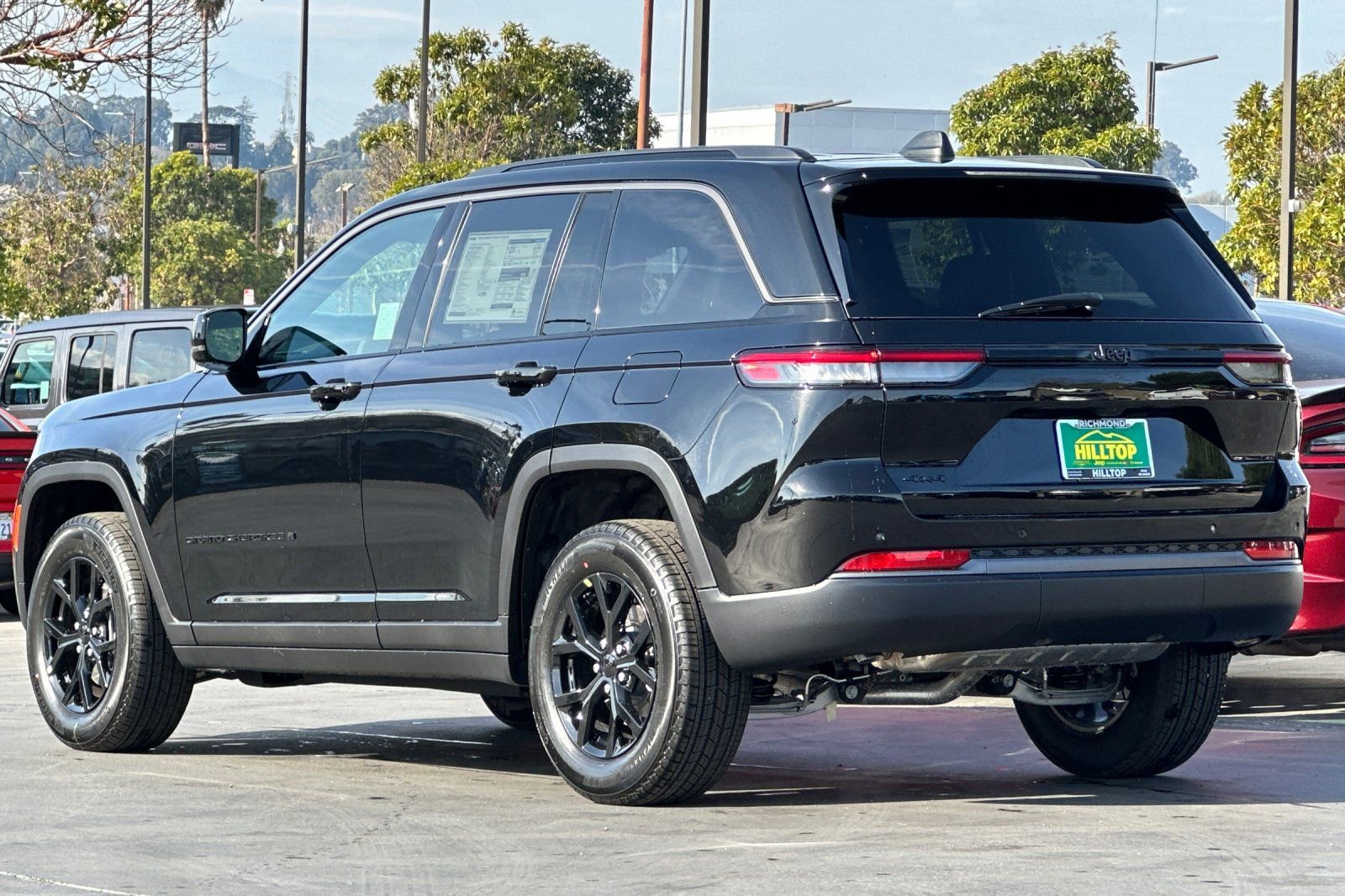 New 2026 Jeep Grand Cherokee Altitude image 6