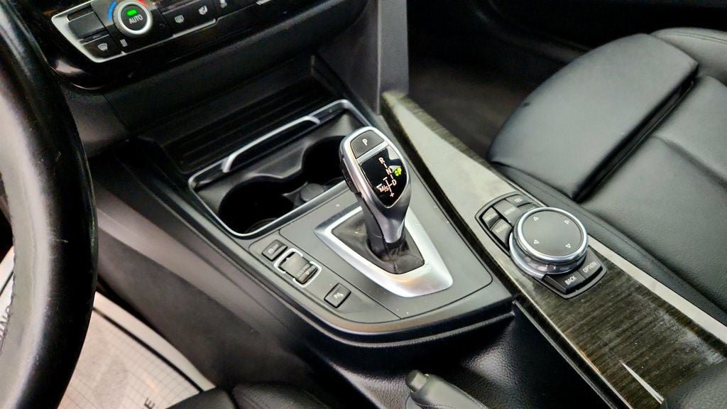 Used 2016 BMW 340i Sedan RWD image 16