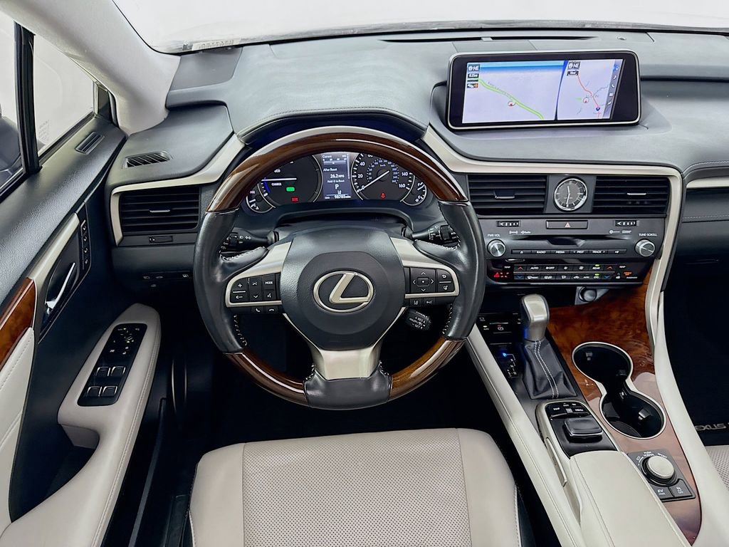 Used 2018 Lexus RX 450hL Premium image 23