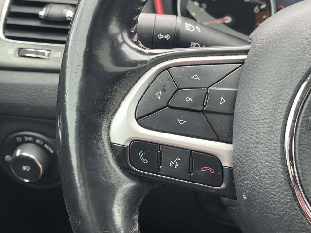 Used 2018 Jeep Compass Trailhawk w/ Leather Interior Group AWD/4WD image 30
