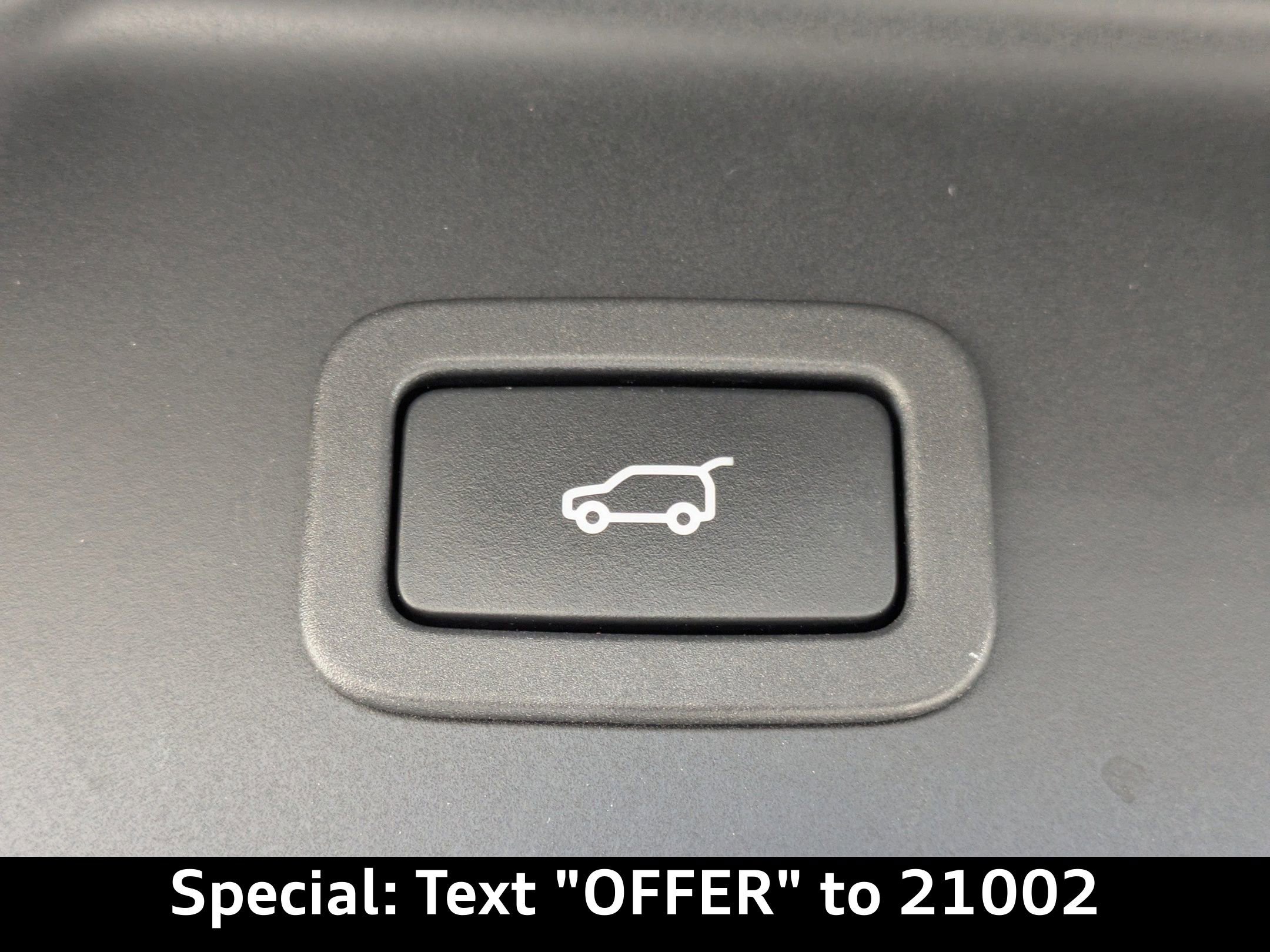 Used 2022 Land Rover Range Rover Westminster Edition image 15