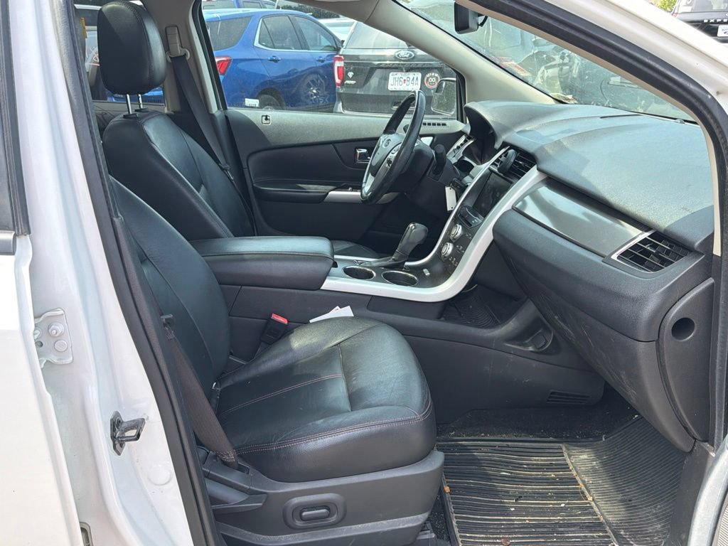 Used 2013 Ford Edge SEL AWD/4WD image 16