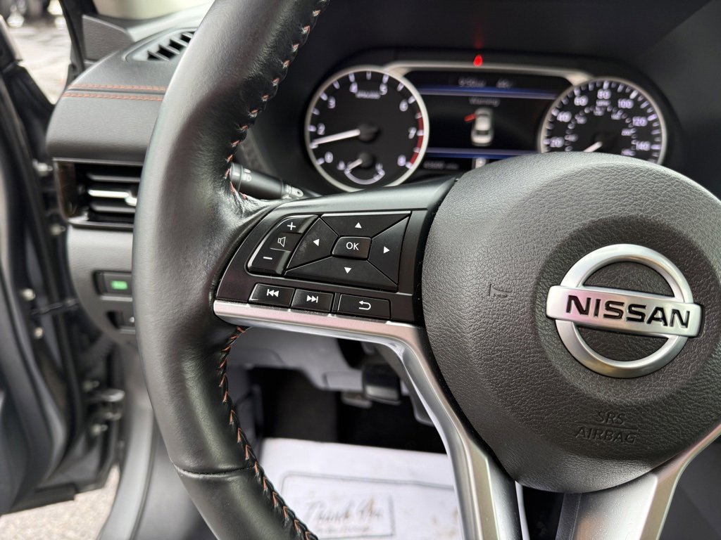 Used 2023 Nissan Sentra SR w/ Midnight Edition Package image 18