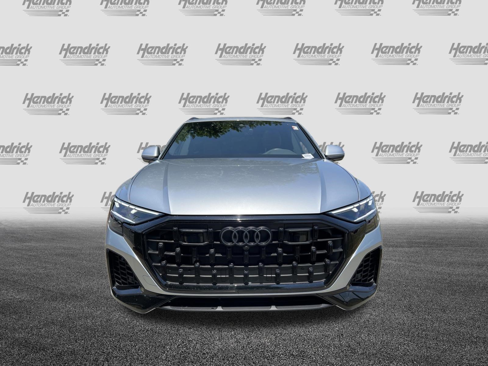 Certified 2024 Audi Q8 Premium AWD/4WD image 3