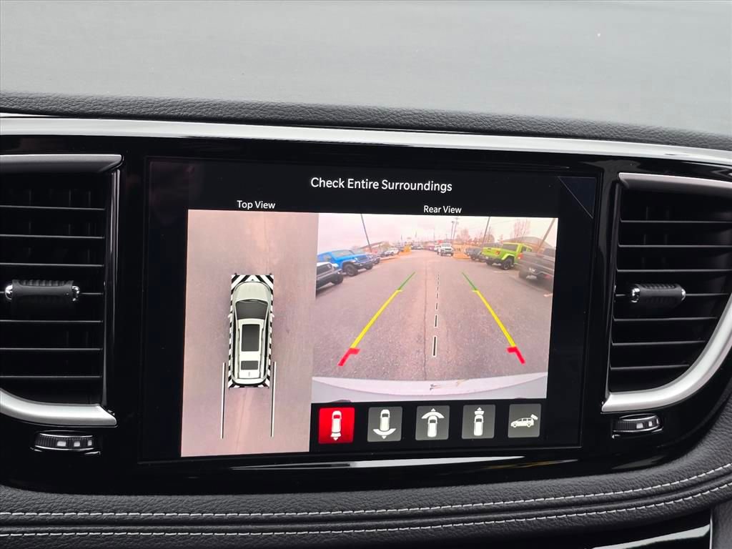 New 2026 Chrysler Pacifica Select w/ S Appearance Package FWD image 14
