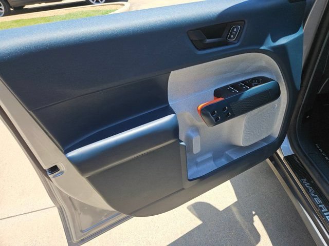 Used 2023 Ford Maverick XLT FWD image 13