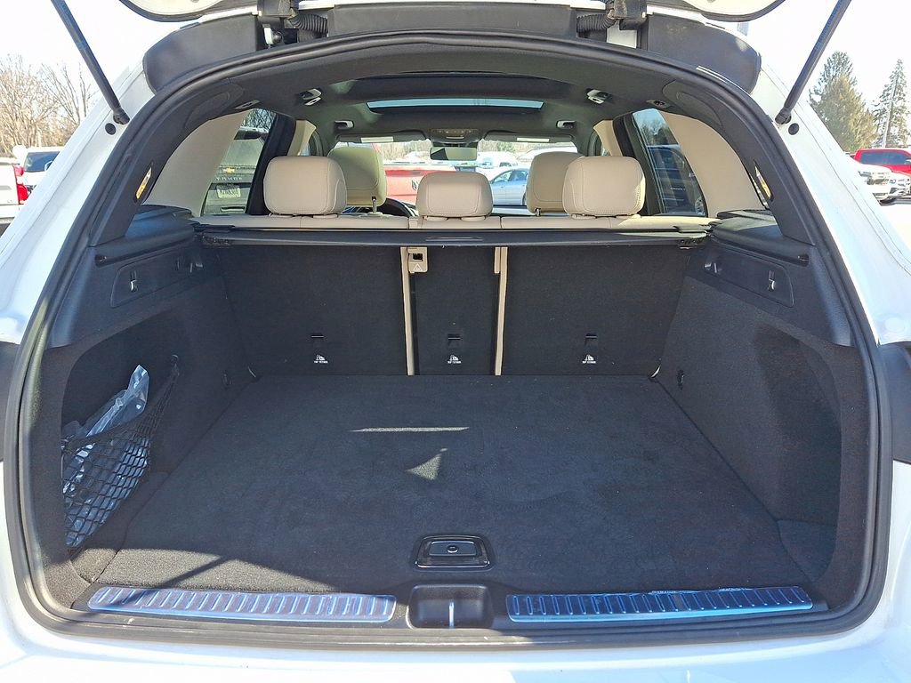 Used 2021 Mercedes-Benz GLC 300 4MATIC w/ Exterior Lighting Package image 29