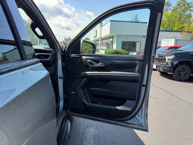 Used 2023 Chevrolet Suburban RST w/ Max Trailering Package AWD/4WD image 28