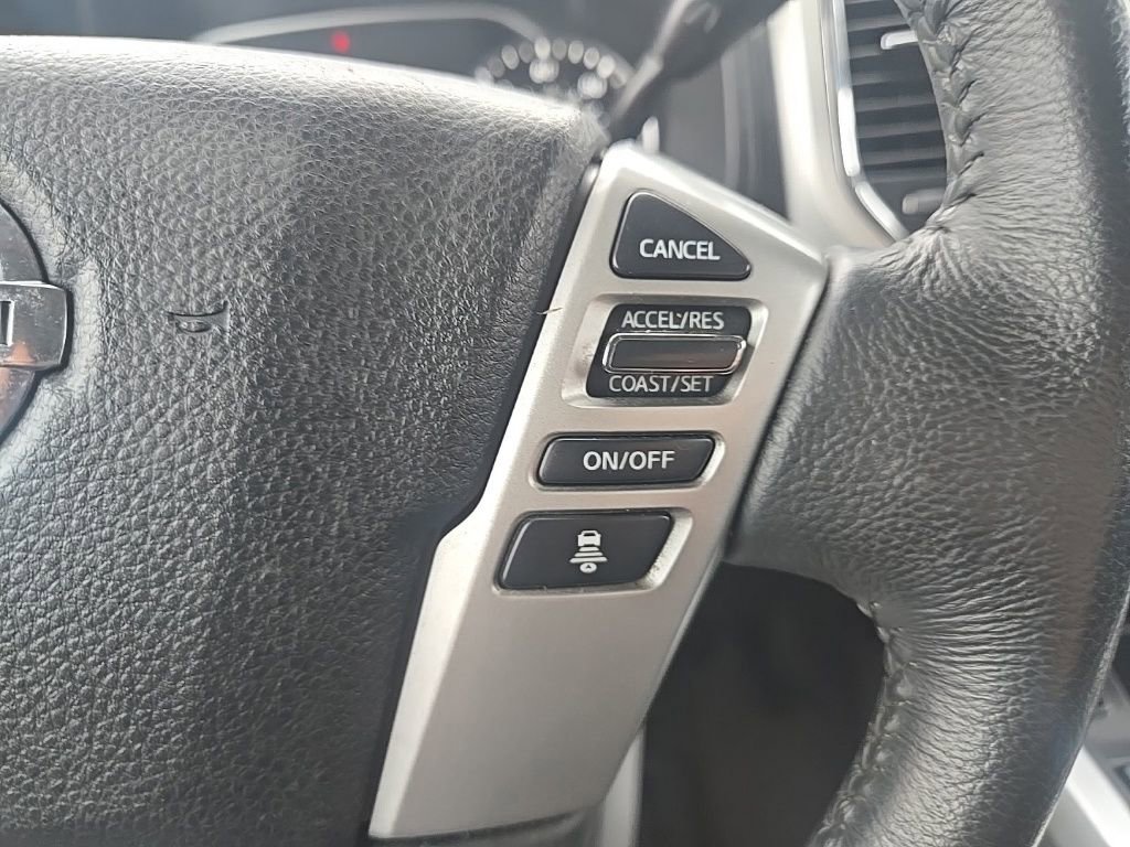 Used 2021 Nissan Titan SV w/ SV Convenience Package AWD/4WD image 18