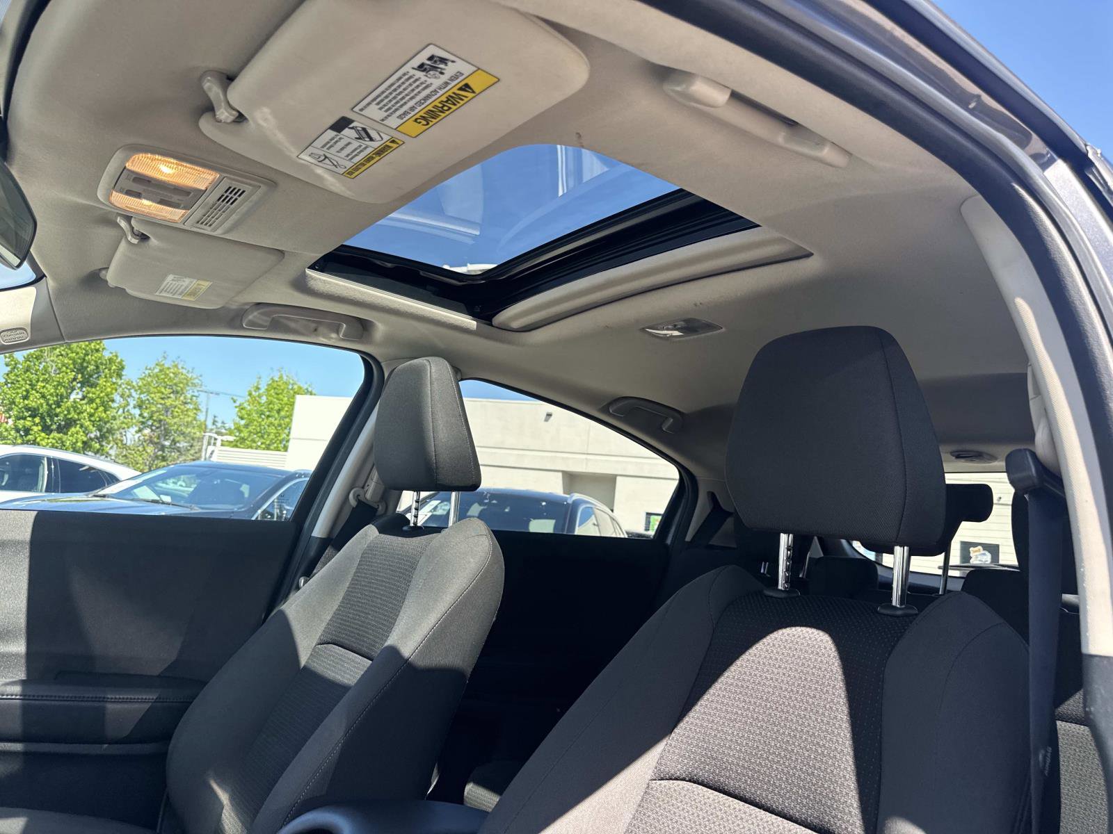 Used 2022 Honda HR-V EX image 15