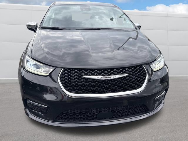 Used 2023 Chrysler Pacifica Limited image 12