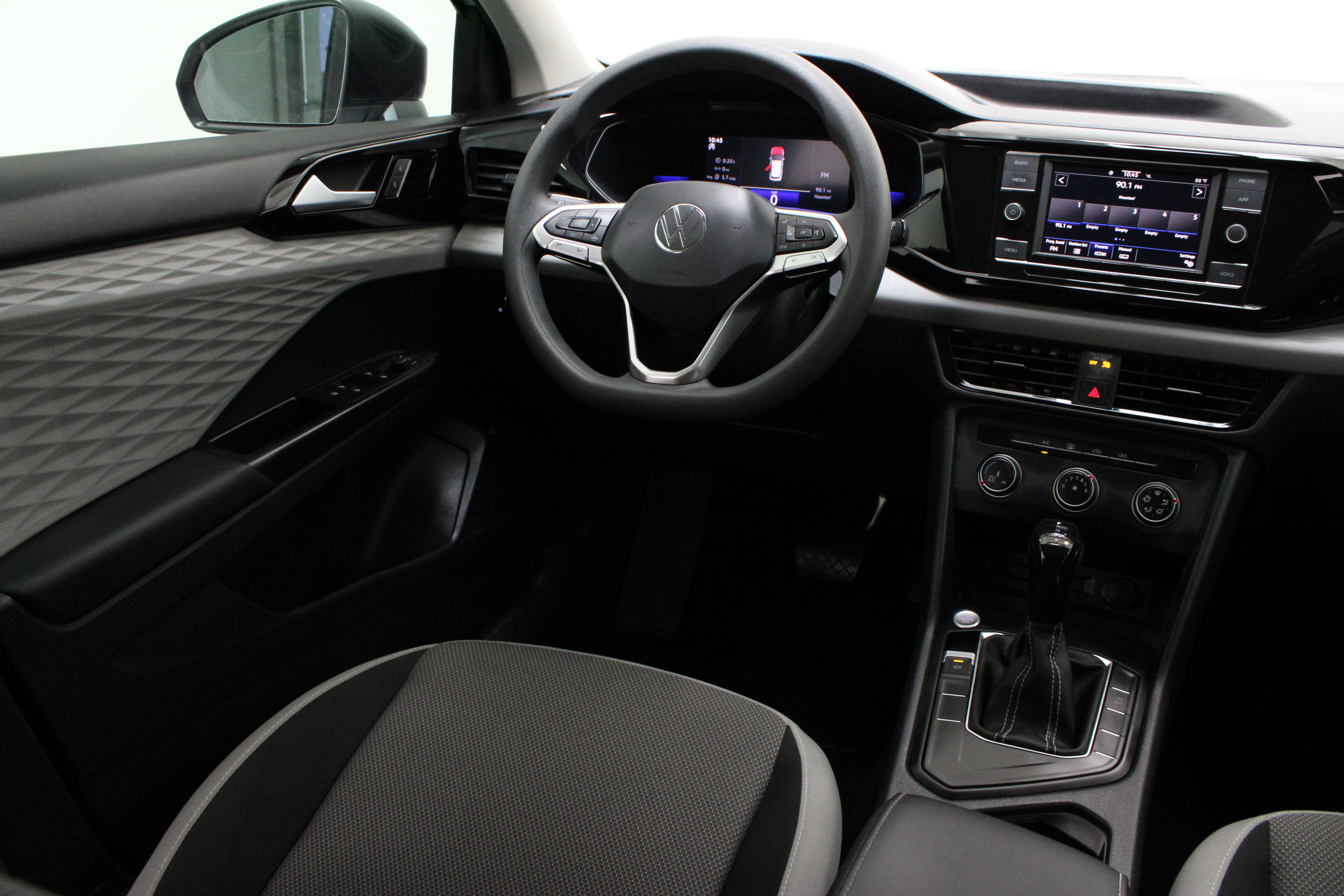 Used 2022 Volkswagen Taos S FWD image 28