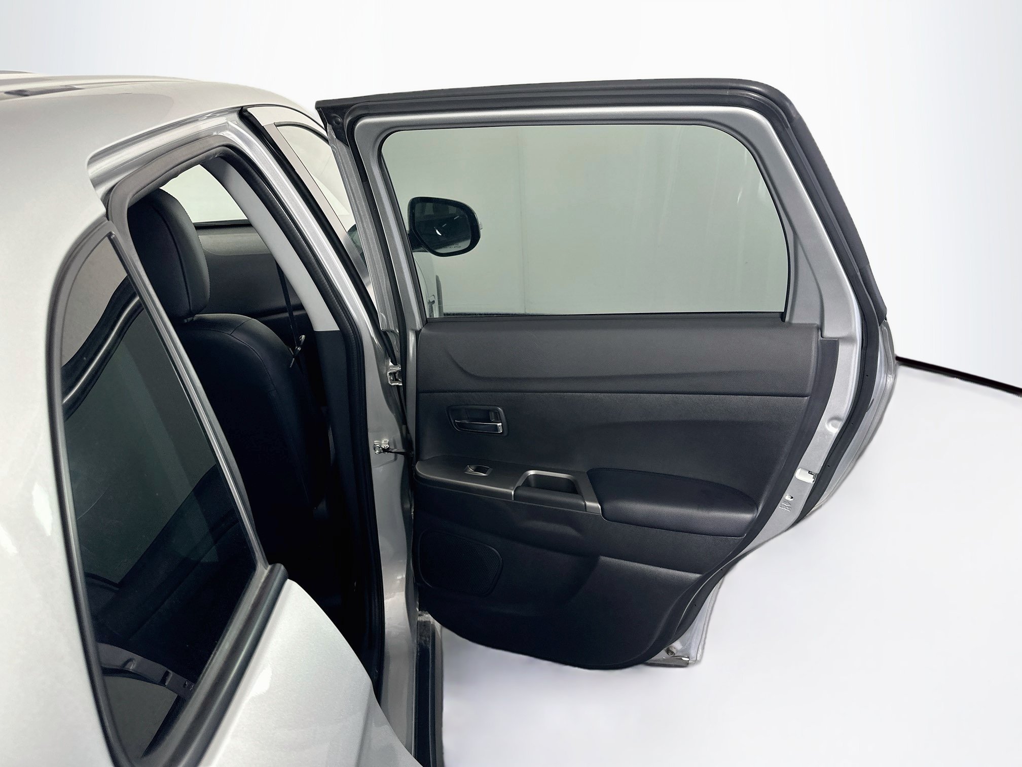 Used 2024 Mitsubishi Outlander Sport AWD image 30