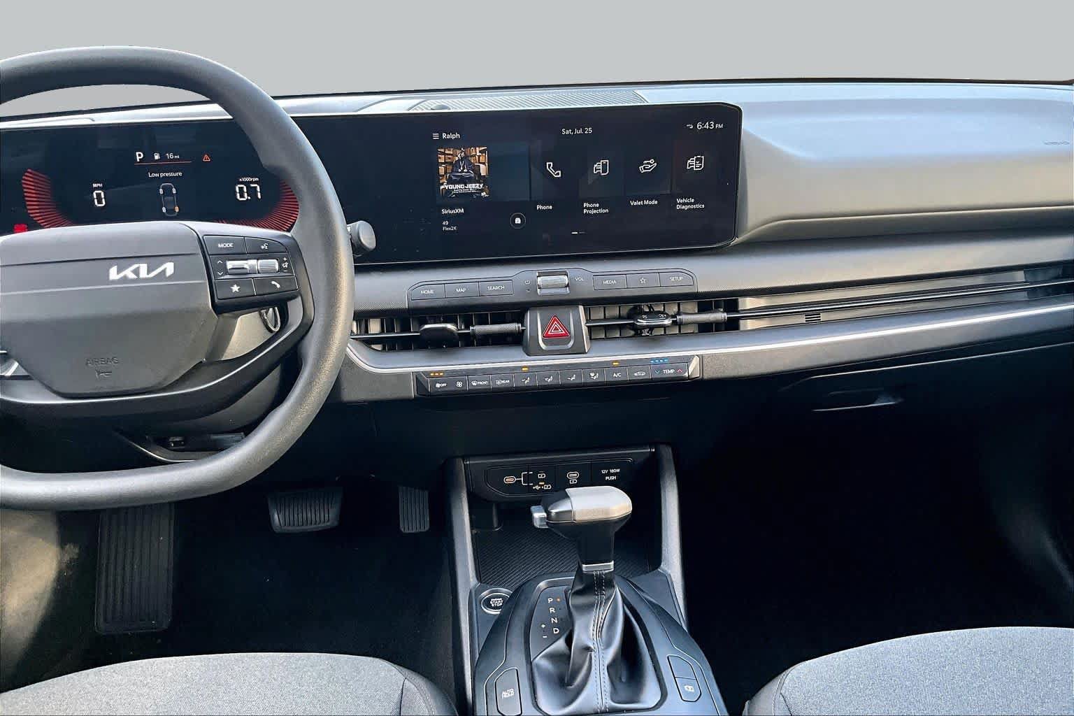 Used 2025 Kia K4 FWD image 7