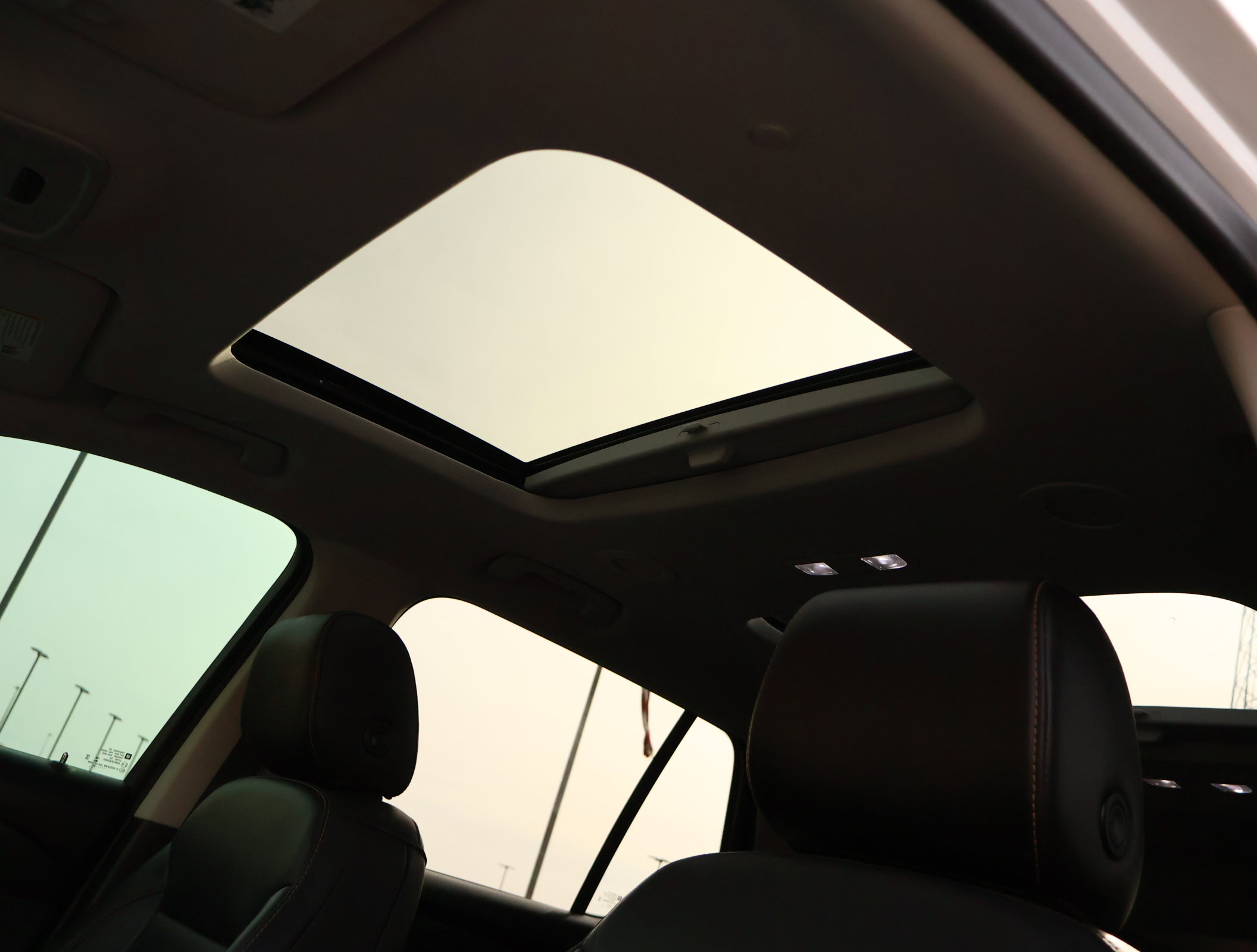 Used 2020 Chevrolet Traverse Premier w/ Redline Edition image 24