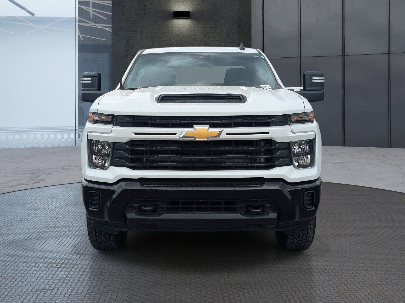 Used 2025 Chevrolet Silverado 2500 Custom w/ Custom Convenience Package image 9