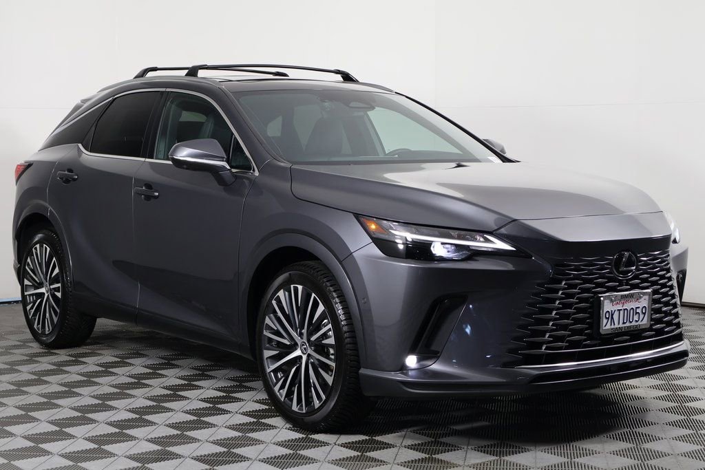 Used 2024 Lexus RX 350 w/ Convenience Package image 3