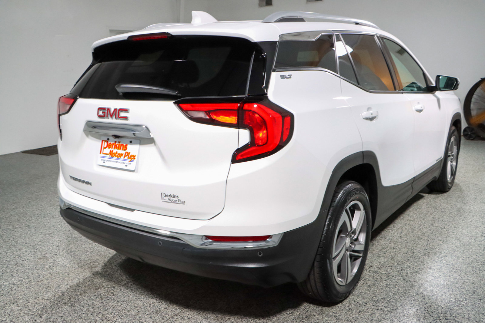 Used 2019 GMC Terrain SLT w/ Preferred Package image 7