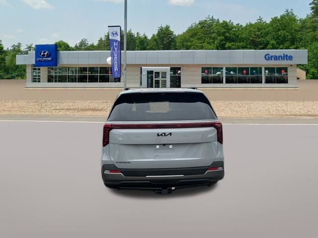 Used 2025 Kia Carnival SX Prestige image 8