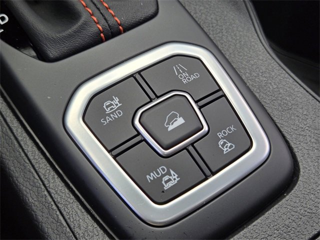 New 2026 Nissan Frontier PRO-4X image 18