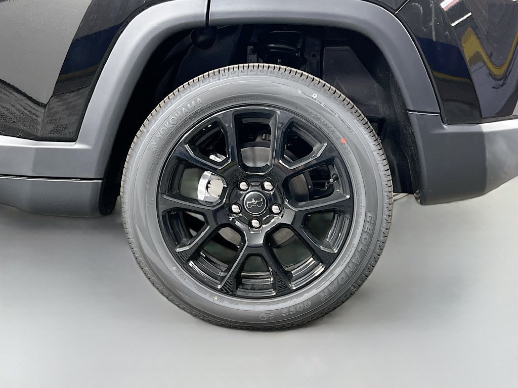 New 2026 Jeep Compass Latitude AWD/4WD image 31