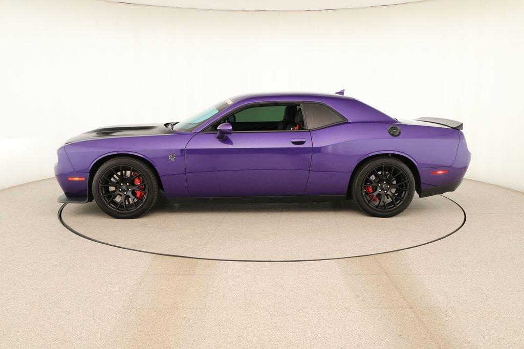 Used 2016 Dodge Challenger SRT Hellcat RWD image 2