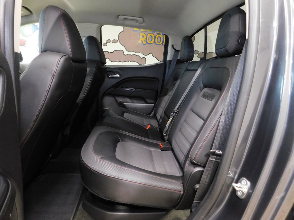 Used 2016 GMC Canyon SLE w/ All Terrain Package image 70