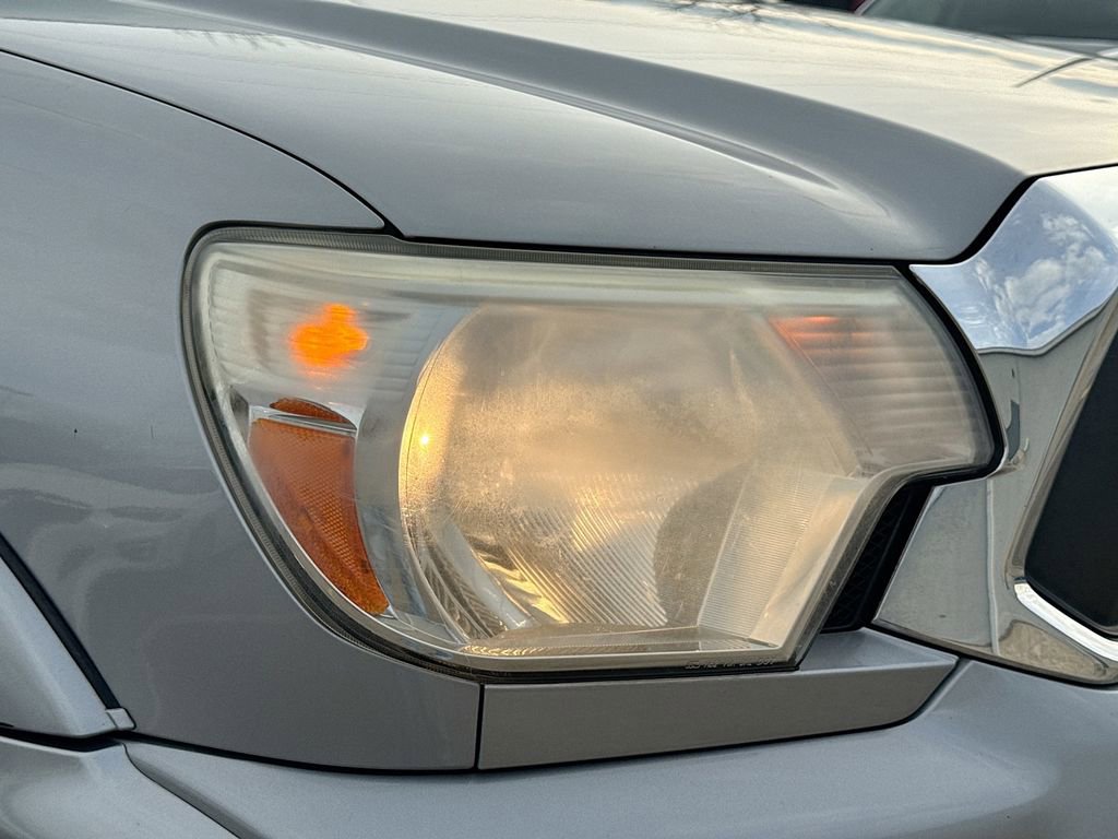 Used 2014 Toyota Tacoma 4x4 Double Cab w/ SR5 Package image 36