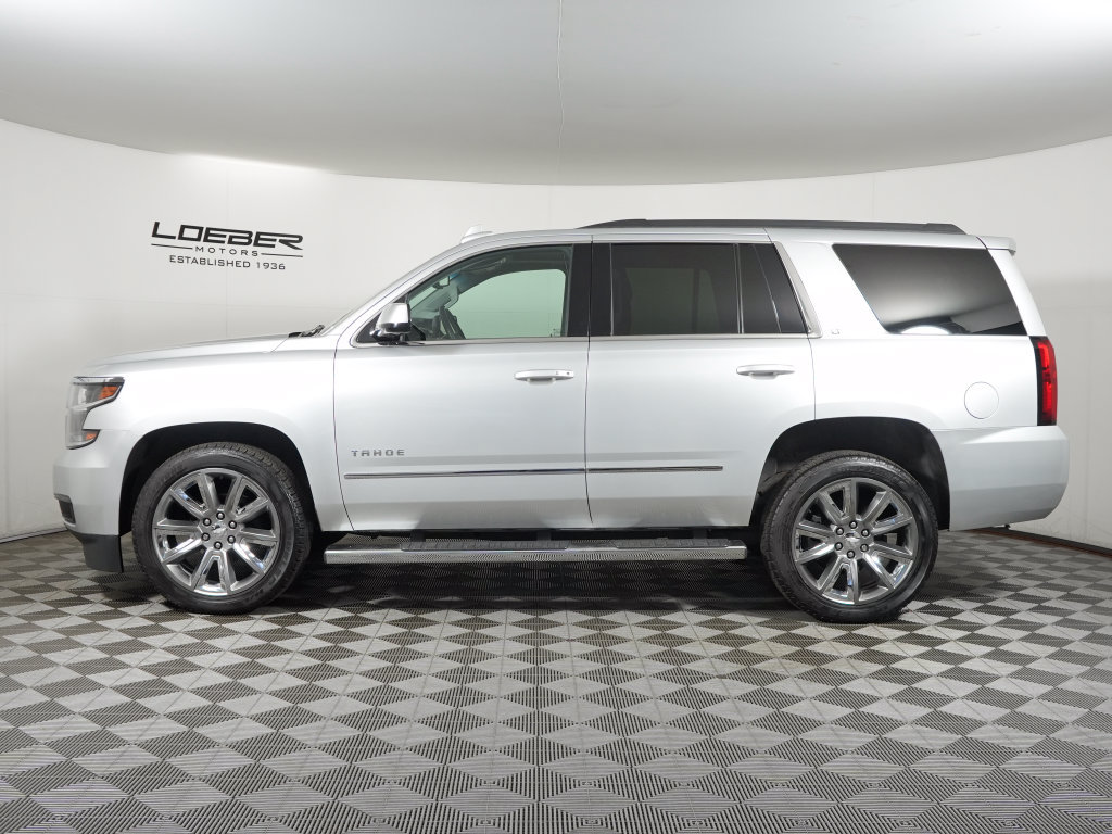 Used 2019 Chevrolet Tahoe LT w/ Luxury Package AWD/4WD image 2