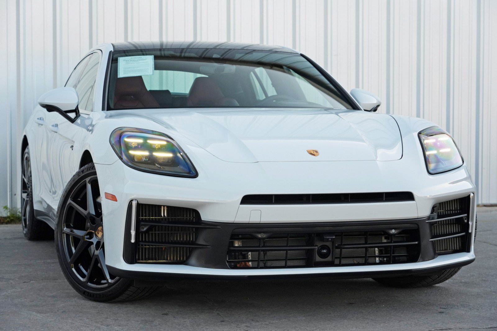 Used 2025 Porsche Panamera 4S w/ Premium Package AWD/4WD image 4