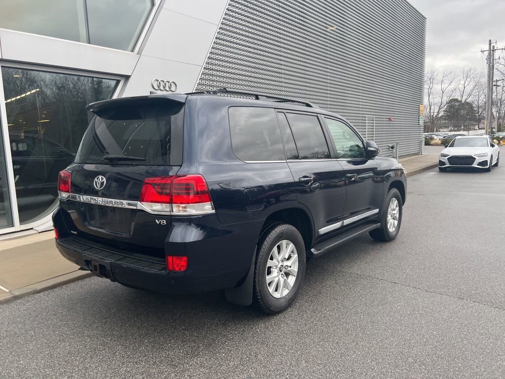 Used 2018 Toyota Land Cruiser image 26