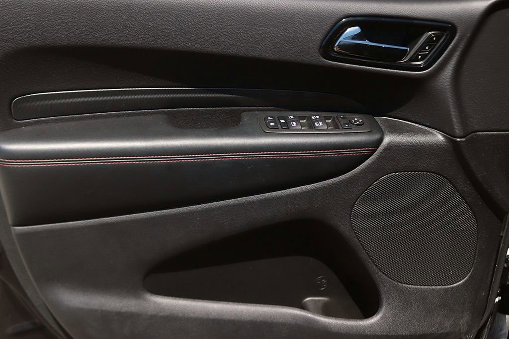Used 2025 Dodge Durango GT AWD/4WD image 11
