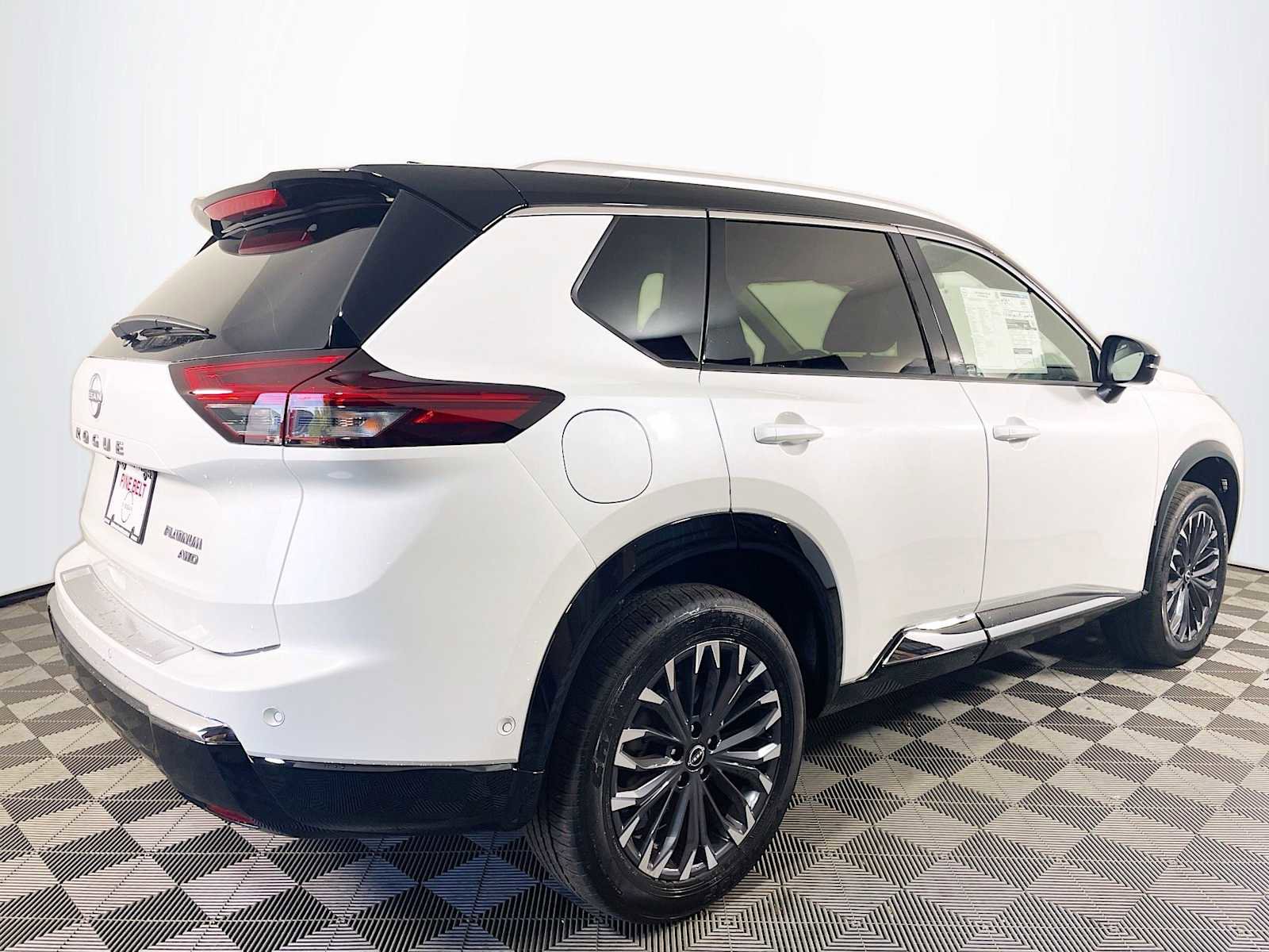New 2026 Nissan Rogue Platinum image 2