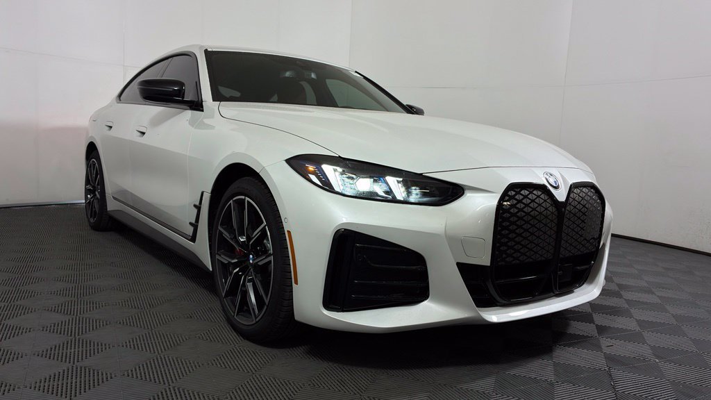 New 2026 BMW i4 eDrive40 w/ M Sport Package RWD image 4
