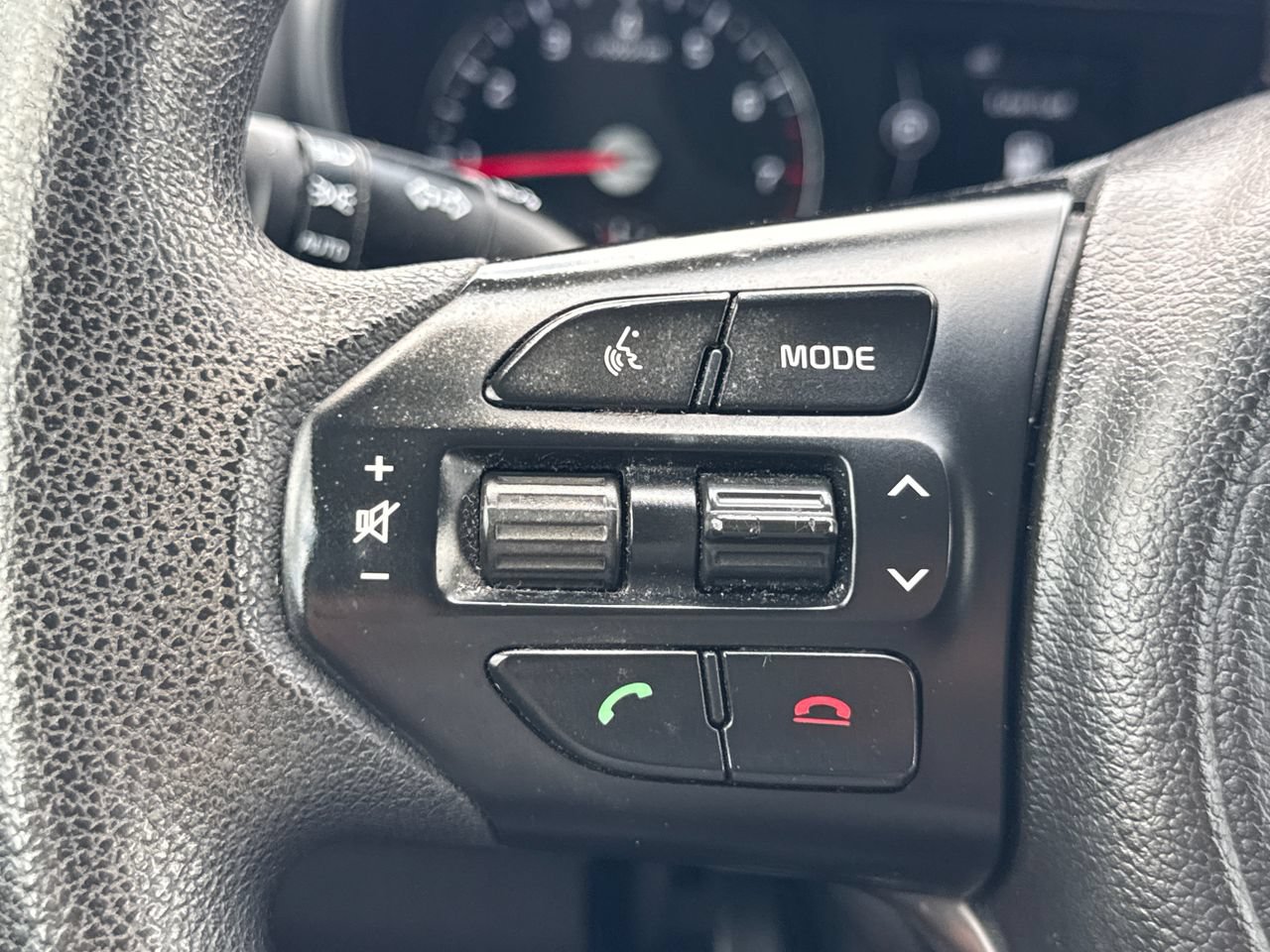 Used 2017 Kia Sorento FWD image 27