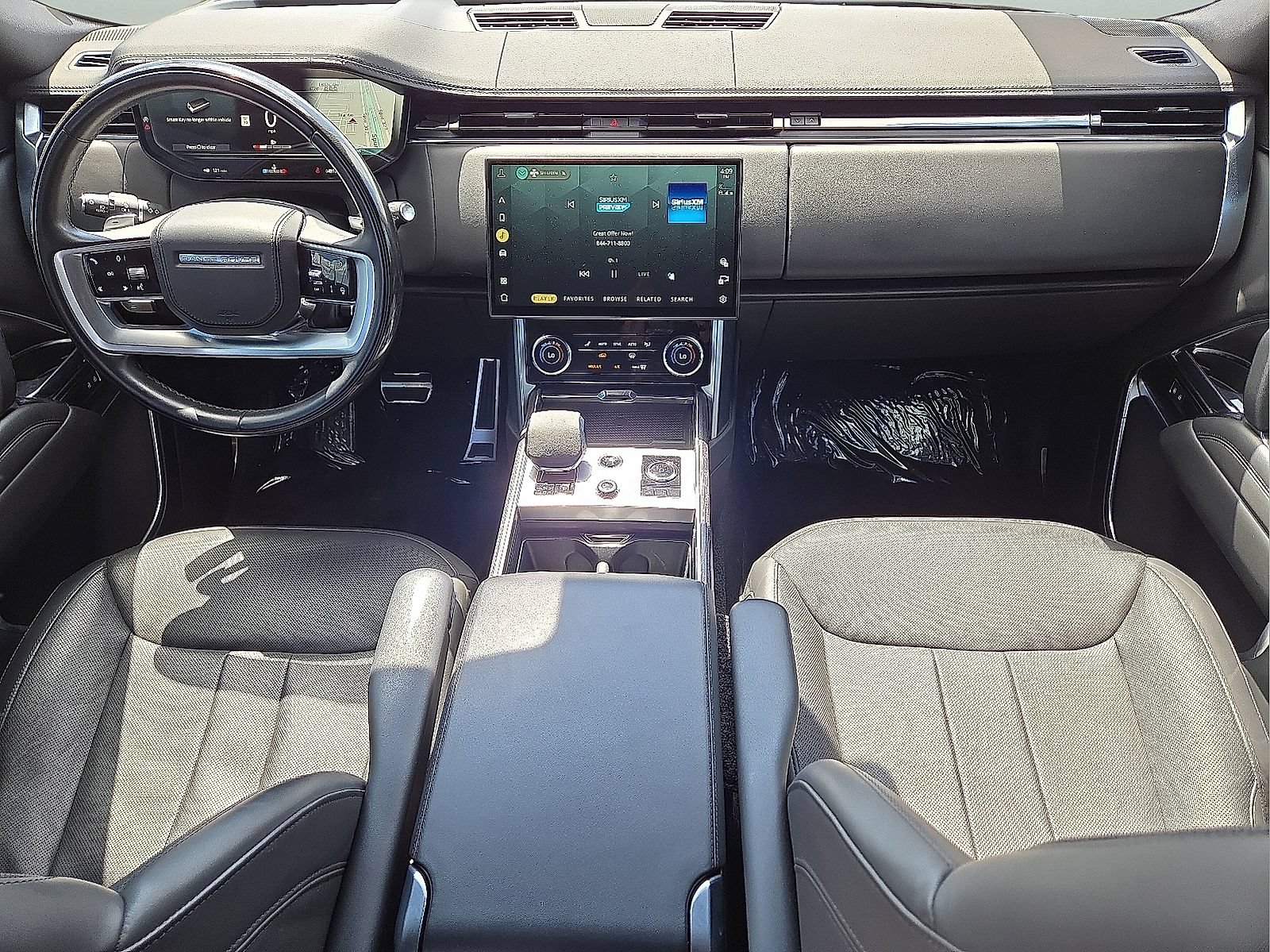 Used 2023 Land Rover Range Rover SE AWD/4WD image 18