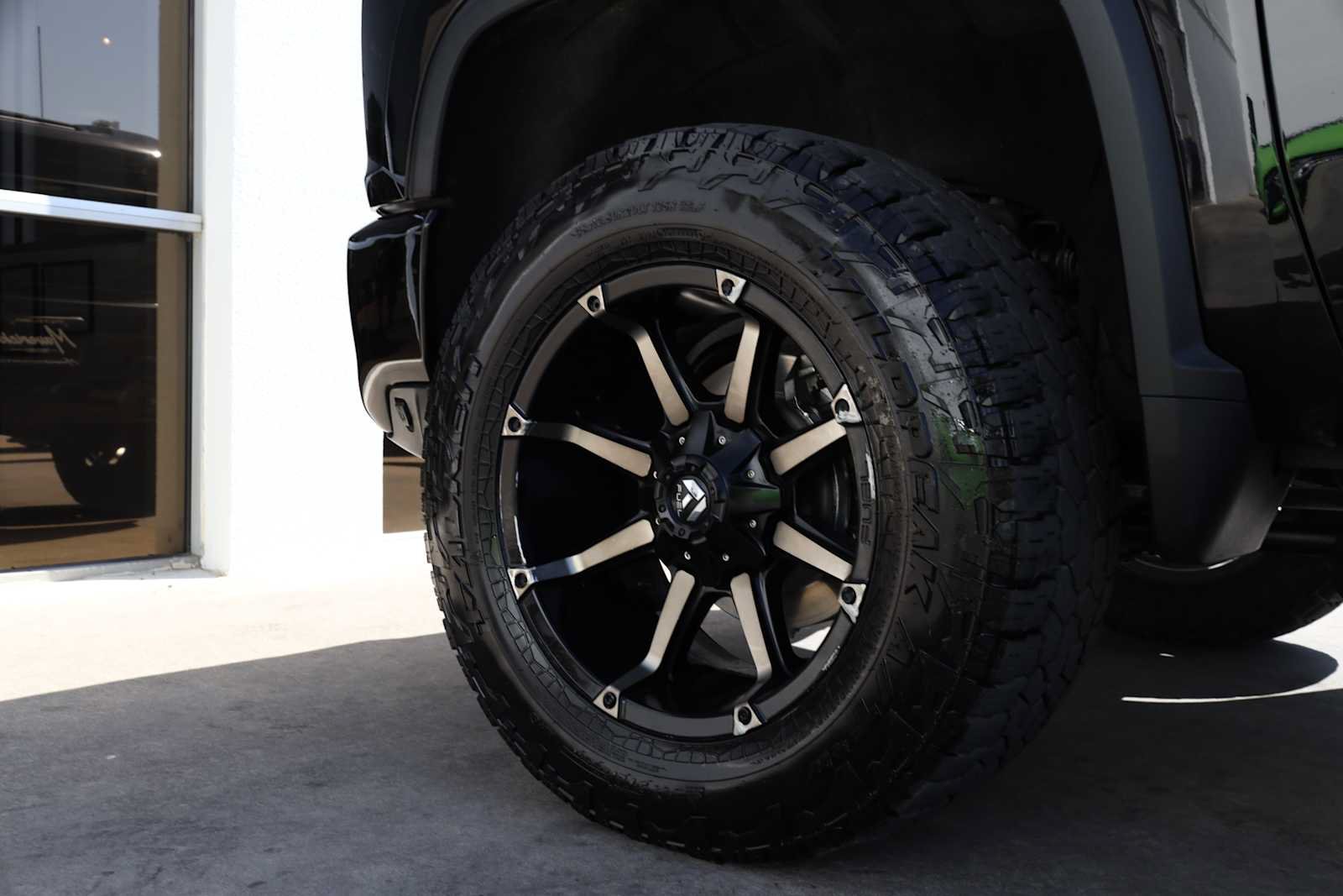 Used 2021 Chevrolet Silverado 2500 LTZ w/ LTZ Plus Package AWD/4WD image 60